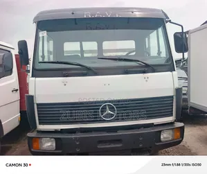 Mercedes 1520
Pickup Long Chassis