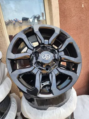 18 Rim for Toyota Hilux