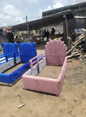3.5by6 Bedframe