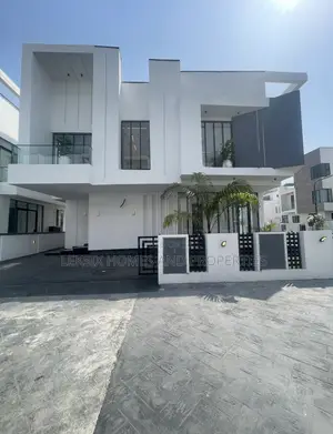 5bdrm Duplex in A Well Secured, Chevron for sale