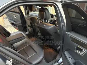 Mercedes-Benz E350 Base 4dr Sedan RWD (3.5L 6cyl 7A) 2013 Gray