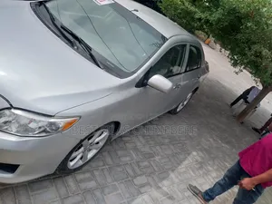Toyota Corolla 2009 Silver