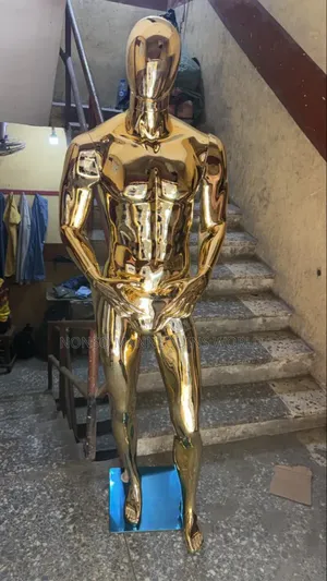 Faceless Gold Male Chrome Display Mannequin