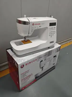 Singer Elite Ce677