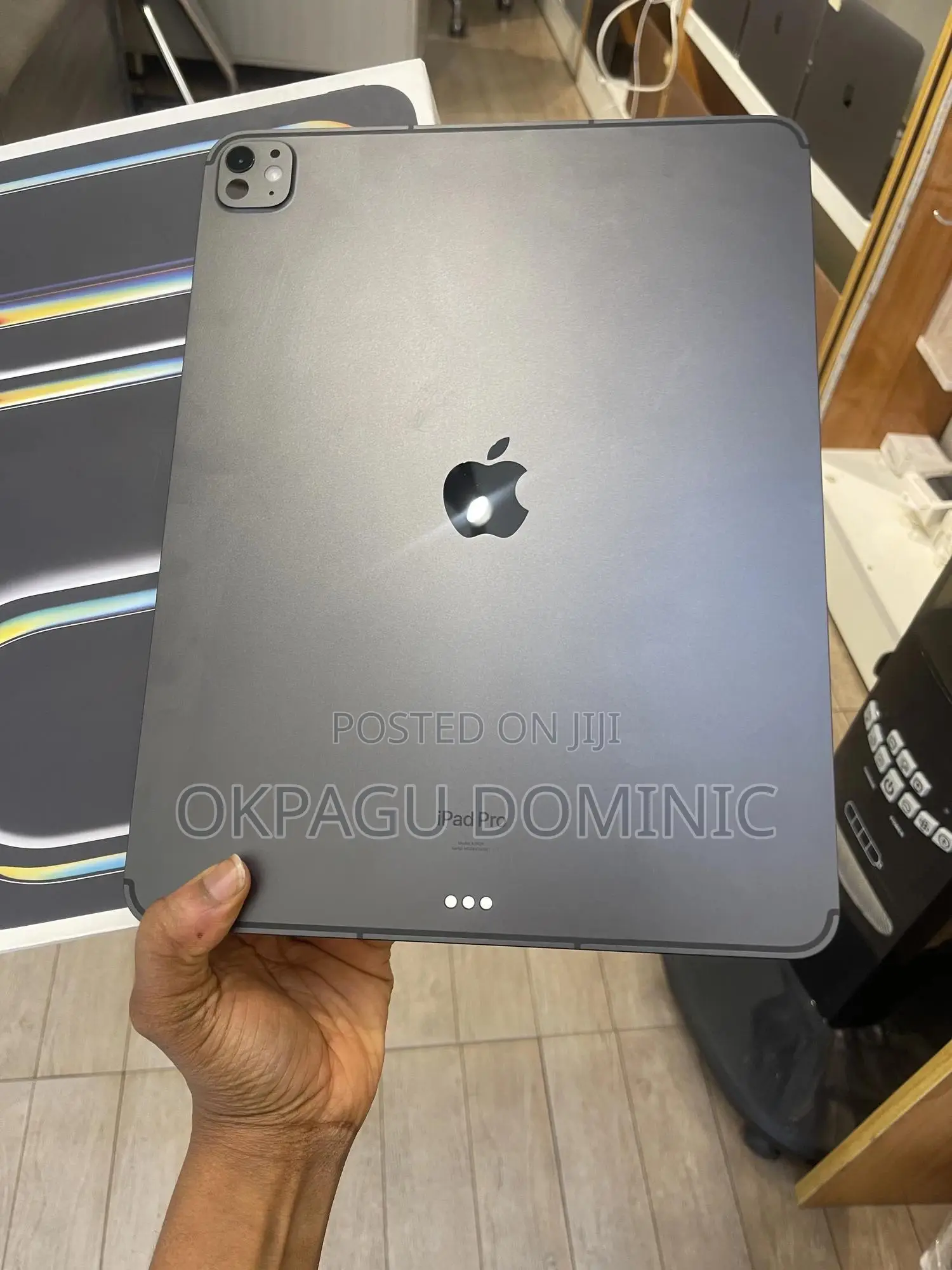 Apple iPad Pro 13 (2024) 1 TB Black