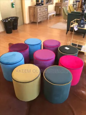 Round Poufs