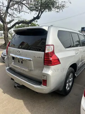 Lexus GX 460 2010 Silver