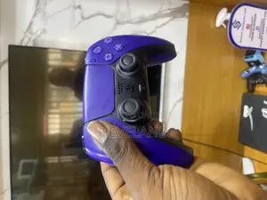 Clean Ps5 Controller (Follow Come)