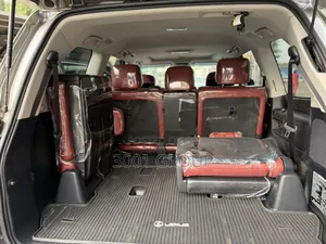 Lexus LX 2016 Gray