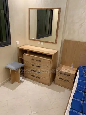 Fully Furnished Dressing Mirror With Stool
