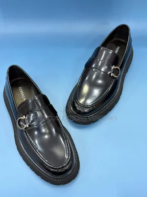*Salvatore Ferragamo Gancini Ornament Moccasins