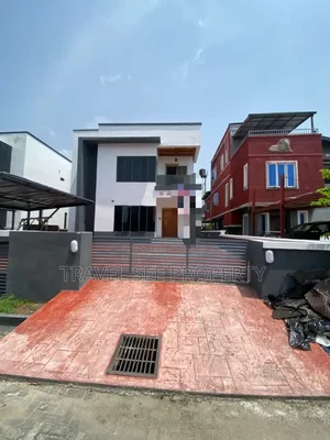 4bdrm Duplex in Private Estate Ikota for sale
