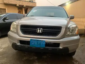Honda Pilot 2006 Silver