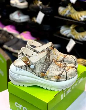 Real Tree Mega Crocs