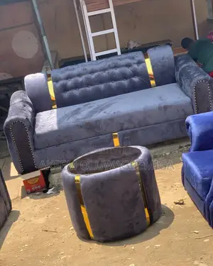 Triple Seater Chair With Small Round Center Table