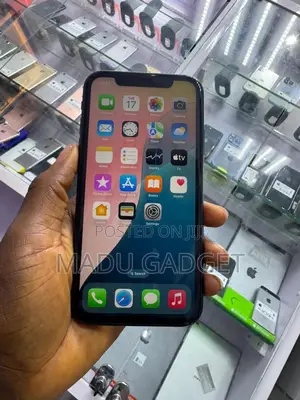 Apple iPhone XR 64 GB Black