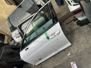 Complete Front Left Door Optima / 2022