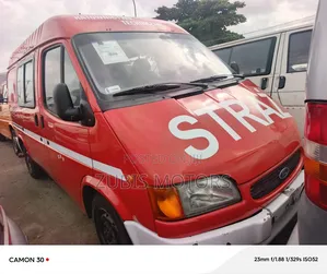 Ford Transit 2004 Red