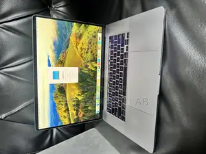 Laptop Apple MacBook Pro 2019 16GB Intel Core I7 SSD 512GB