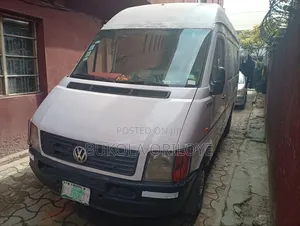 Professional Moving Logistics Bus for Hire
