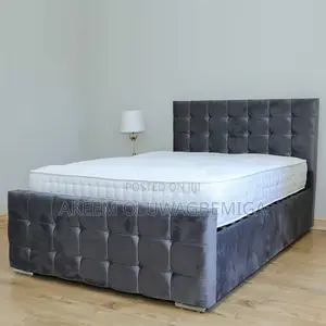 4.5by6ft Bedframe