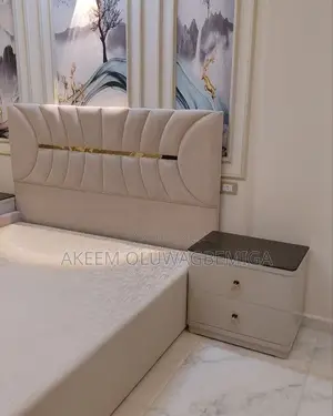 6by6 Bedframe With One Bedside Cabinet