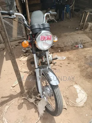 Bajaj Boxer 2023 Red