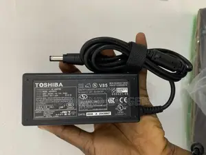 Toshiba 65w Laptop Charger 19v 3.42a Round Tip
