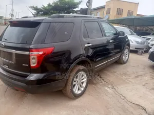 Ford Explorer Base 4dr 4x4 (3.5L 6cyl 6A) 2013 Black