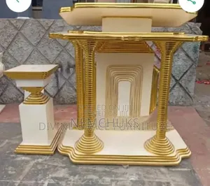Wooden Pulpit With 2 Flower Vases