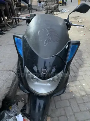 Yamaha Majesty 2006 Black
