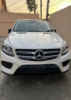 Mercedes-Benz GLE-Class GLE 550 4MATIC 2016 White