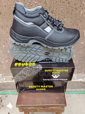 Safety Master Boot