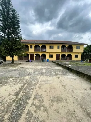 6bdrm Block of Flats in Eneka , Port for sale