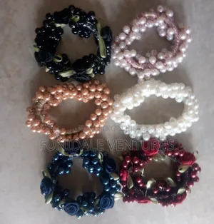6 Pack Women Pearl Hair Scrunchies
