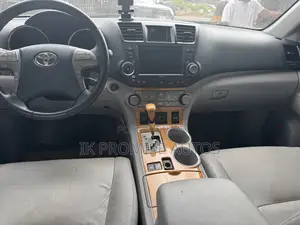 Toyota Highlander Hybrid Limited 2009 White