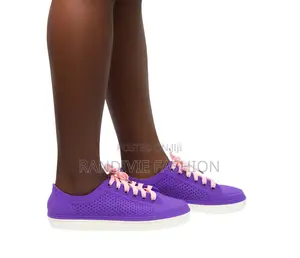 Pretty Zulu Sneakers