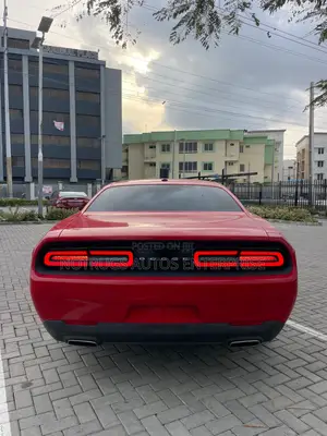 Dodge Challenger 2017 Red