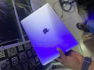 Laptop Apple MacBook Pro 2017 8GB Intel Core i5 SSD 256GB