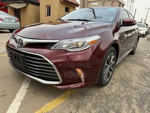 Toyota Avalon XLE Premium FWD Sedan (3.6L 6cyl 6A) 2016 Burgundy