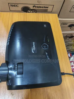 Optoma Tx762 4000 Lumens Conference Room Pc 3d Ready Dlp Projector