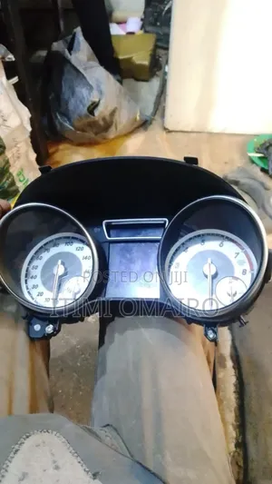 Odometer Speed Clock for Gla 250