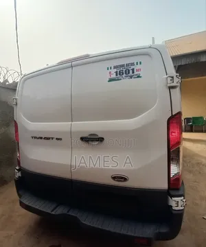 Ford Transit 2017 White