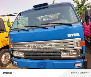 Toyota Dyna 400 Pickup