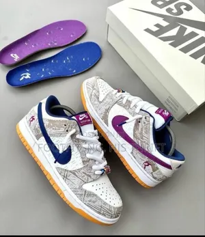 Nike Sneakers