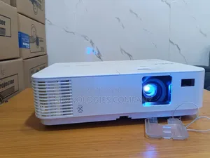 Nec Np-v302x 3000 Lumens 3d Ready Dlp Projector
