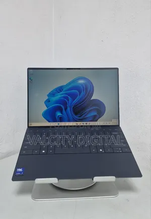 Laptop Dell XPS 13 9350 16GB Intel Core Ultra 7 SSD 512GB