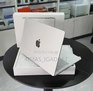 Laptop Apple MacBook Air 2025 M4 13-inch 16GB Apple M4 SSD 256GB