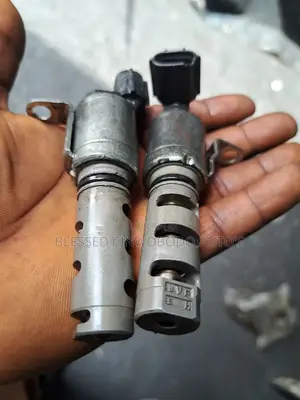 Set of Toyota Corolla 2007-2015 2zr Engine VVT-I Solenoid Sensor
