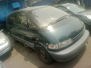 Toyota Previa 1998 Green